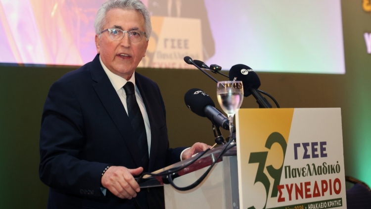 Ζυμώσεις στο συνέδριο της ΓΣΕΕ για το αν θα κατέβει ψηφοδέλτιο απέναντι στον Παναγόπουλο, μετρούν τις δυνάμεις τους οι παρατάξεις