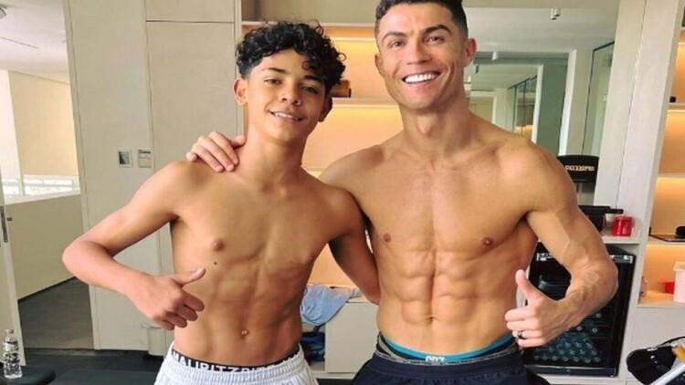 Κριστιάνο Τζούνιορ: Βαδίζει στα χνάρια του πατέρα του, Κριστιάνο Ρονάλντο, δείτε βίντεο

