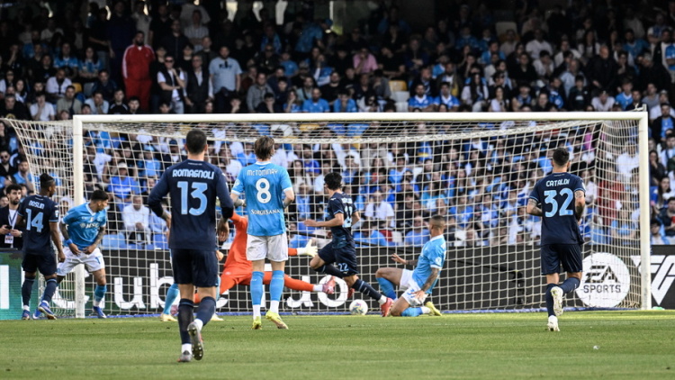 Η Ίντερ αγκαλιά με τον τίτλο μετά το διπλό της Λάτσιο στην έδρα της Νάπολι, ισοπαλία σοκ στις καθυστερήσεις για την Τότεναμ, δείτε γκολ από ευρωπαϊκά πρωταθλήματα