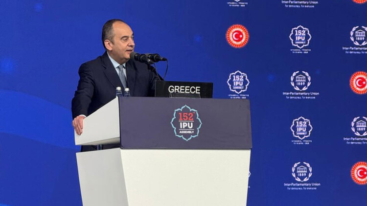 Πλακιωτάκης από Κωνσταντινούπολη: Απαιτείται σεβασμός στο Διεθνές Δίκαιο και το Δίκαιο της Θάλασσας
