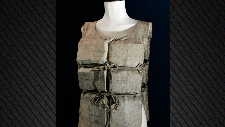 Σωσίβιο επιζήσασας του Τιτανικού πουλήθηκε για πάνω από 700.000 ευρώ