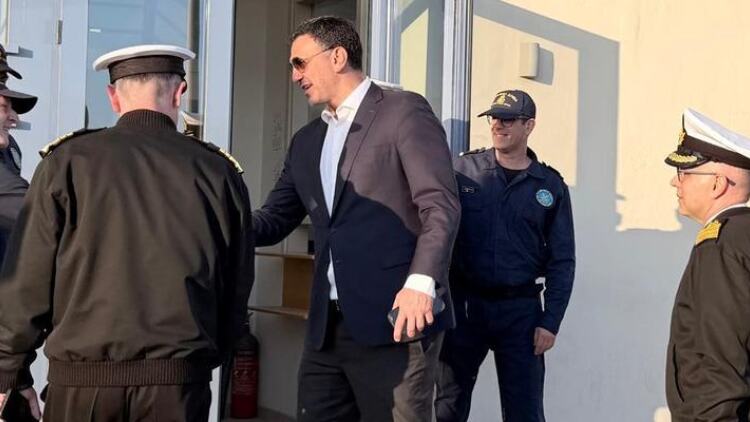  «Ενίσχυση του Λ.Σ στην Κρήτη με επιπλέον εναέρια μέσα, Heron drones και νέα στελέχη» ανακοίνωσε ο Κικίλιας

