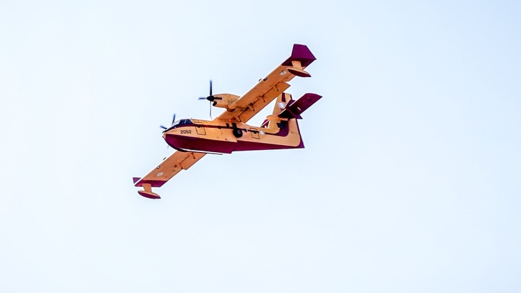 Φωτιά στην Σκιάθο, επιχειρεί ένα αεροσκάφος