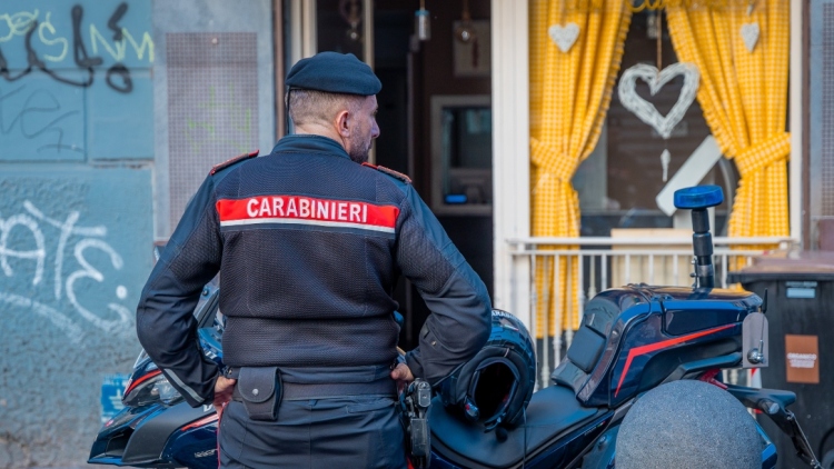 Έφοδοι των Αρχών στη Ρώμη για παράνομες παρακολουθήσεις από ομάδα πρώην μελών των ιταλικών υπηρεσιών ασφαλείας