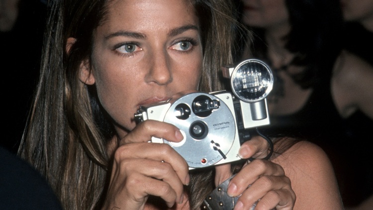 Κέλι Κλάιν: Η αληθινη μούσα των 90s
