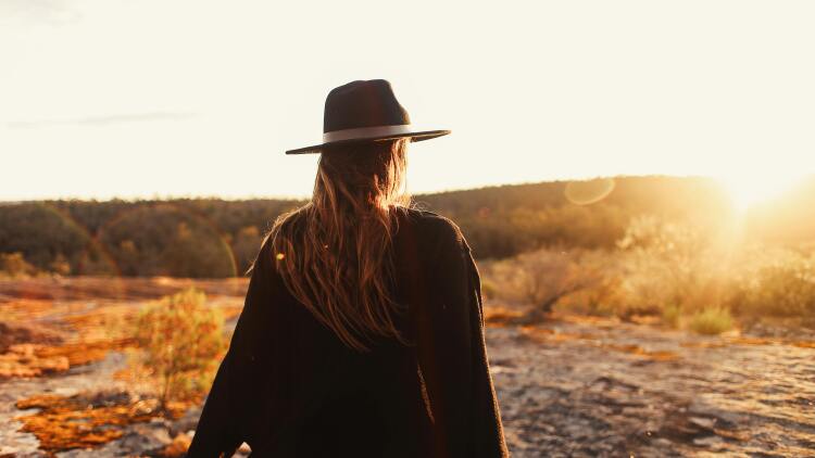 Πώς θα προχωρήσουμε πιο εύκολα μετά από έναν χωρισμό, σύμφωνα με την ψυχολογία
