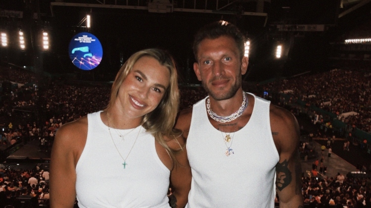 Ο Φραγκούλης απάντησε σε όσους τον επικρίνουν για τη σχέση του με τη Σαμπαλένκα: «Δεν είναι γ@@@μένη δουλειά σας τι κάνω στη ζωή μου»