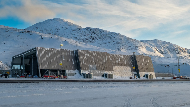 Εκκενώθηκε το αεροδρόμιο της Γροιλανδίας μετά από τηλεφώνημα για βόμβα, μια σύλληψη