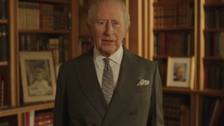 Το μήνυμα του Καρόλου για τα 100 χρόνια από τη γέννηση της βασίλισσας Ελισσάβετ: «Παρέμεινε σταθερή και ακλόνητη στους ανθρώπους που υπηρετούσε»
