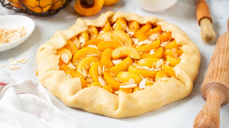 Ζύμη τάρτας (pâte brisée): Η βασική συνταγή και τα μυστικά για τέλεια βάση κάθε φορά