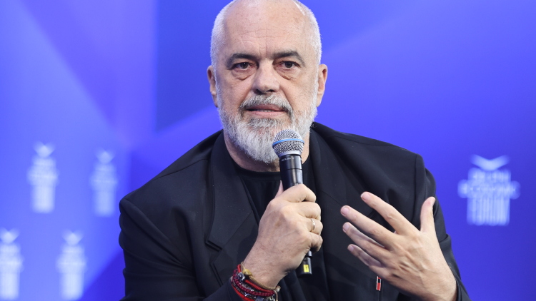 Συνυποσχετικό παραπομπής της ελληνοαλβανικής διαφοράς στη Χάγη για ΑΟΖ, το φθινόπωρο οι ανακοινώσεις είπε ο Ράμα από τους Δελφούς