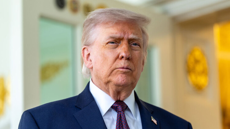 Ανάλυση: Τι κρύβεται πίσω από την απόφαση Τραμπ να παρατείνει την εκεχειρία και γιατί «πετά την μπάλα» στην Τεχεράνη