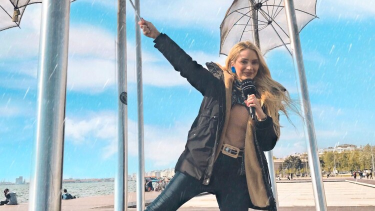 «Σαν ένα βιβλίο που δεν τελειώνει»: Η Θεσσαλονίκη της αθλητικογράφου, Έλβης Μιχαηλίδου