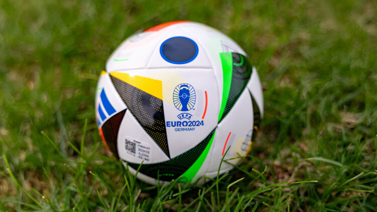 «Βόμβα» από την UEFA: Ριζικές αλλαγές στα προκριματικά του Euro – Πώς επηρεάζεται η Ελλάδα
