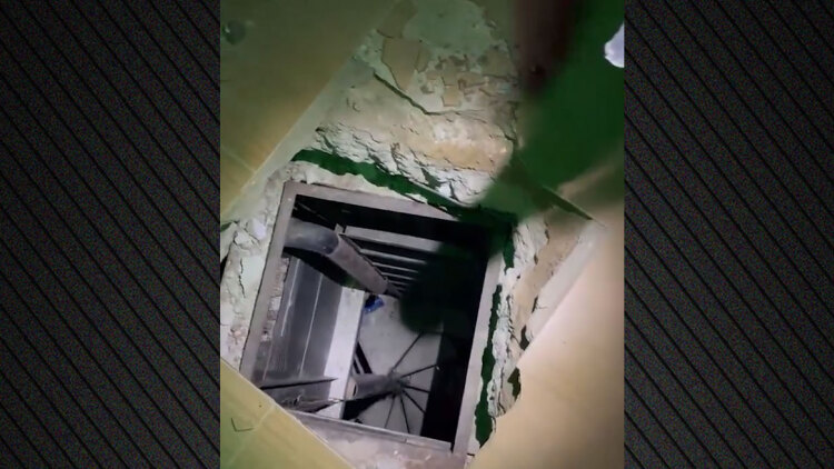 Δείτε βίντεο: Οι IDF αποκάλυψαν κέντρο διοίκησης της Χεζμπολάχ «θαμμένο» κάτω από κατάστημα με ρούχα στον Λίβανο