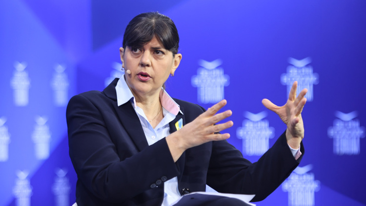 Όσα είπε η Κοβέσι στο Φόρουμ των Δελφών: Από τον ΟΠΕΚΕΠΕ και τις άρσεις ασυλίας, στους Ευρωπαίους Εισαγγελείς 