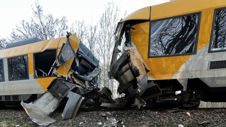 Σύγκρουση τρένων στη Δανία, πληροφορίες για πολλούς τραυματίες