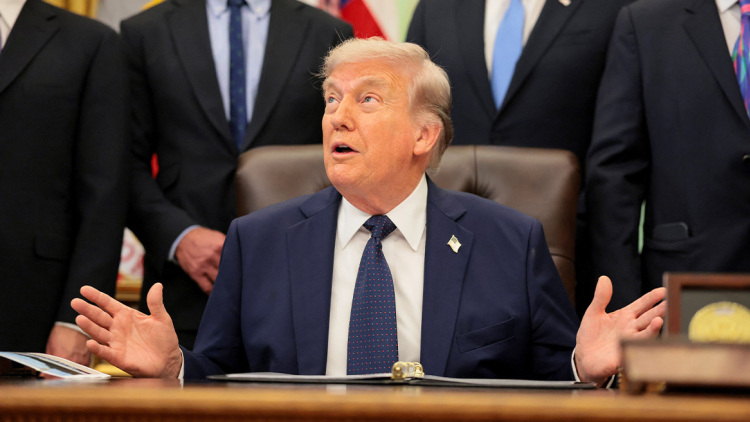 Φανταστική η Ελλάδα, μας έχει βοηθήσει σε πολλά, λέει ο Τραμπ - Τρομερός τύπος ο Μητσοτάκης, δείτε βίντεο