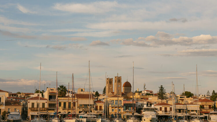Αίγινα: Μονοήμερη απόδραση γεμάτη εικόνες και γεύσεις