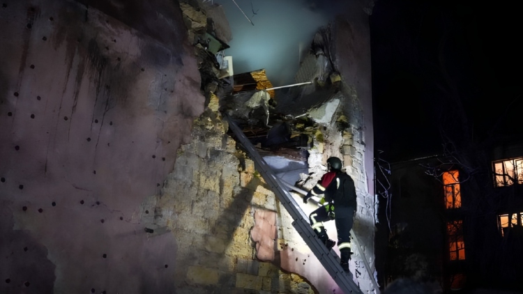 Πόλεμος στην Ουκρανία: Δύο νεκροί και 14 τραυματίες σε επιδρομή της Ρωσίας στην Οδησσό