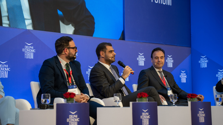 Μαρινάκης στο Φόρουμ των Δελφών: Η μάχη ενάντια στην παραπληροφόρηση είναι βαθύτατα κοινωνικό θέμα