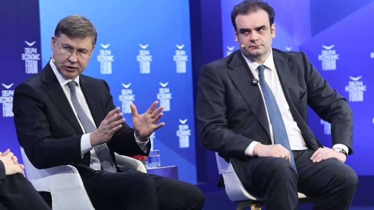 H συζήτηση Πιερρακάκη με Ντομπρόβσκις στο Φόρουμ των Δελφών για την Ευρωπαϊκή Ευημερία 