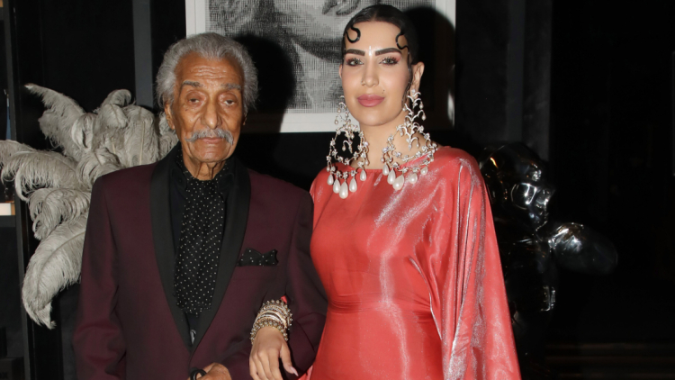 Κώστας Χατζής: Η βραδινή έξοδος με την κόρη του, Δανιέλα, δείτε φωτογραφίες