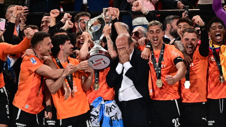 Live η απονομή του Κυπέλλου στον ΟΦΗ 