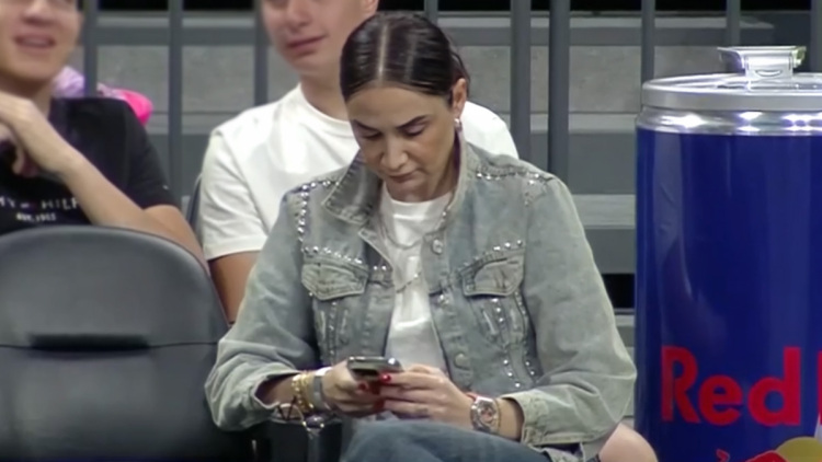 Παναθηναϊκός: Στο πλευρό του Εργκίν Αταμάν η Σελέν Ερντέμ, βίντεο 