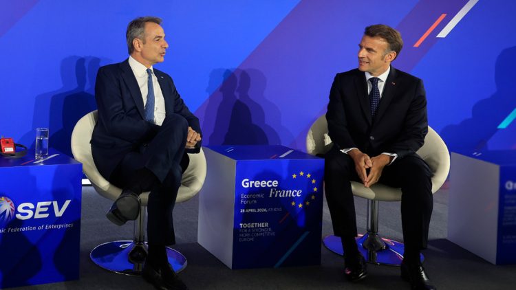 Δείτε live: Στο ελληνογαλλικό επιχειρηματικό φόρουμ Μητσοτάκης και Μακρόν