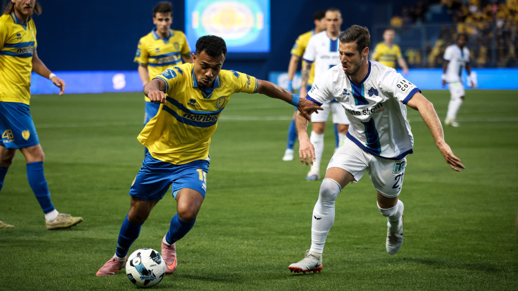 Κηφισιά - Παναιτωλικός 0-0 (A' ημίχρονο): Live η μάχη των playout στη Νίκαια 