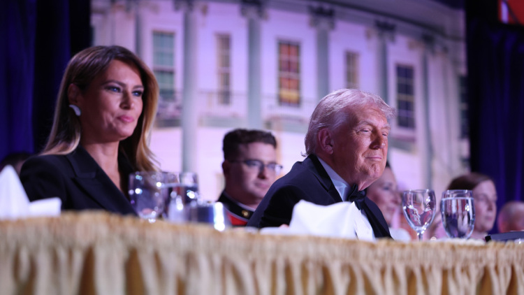 Ο Τραμπ αποκάλυψε τι του είπε η Μελάνια δευτερόλεπτα μετά τους πυροβολισμούς