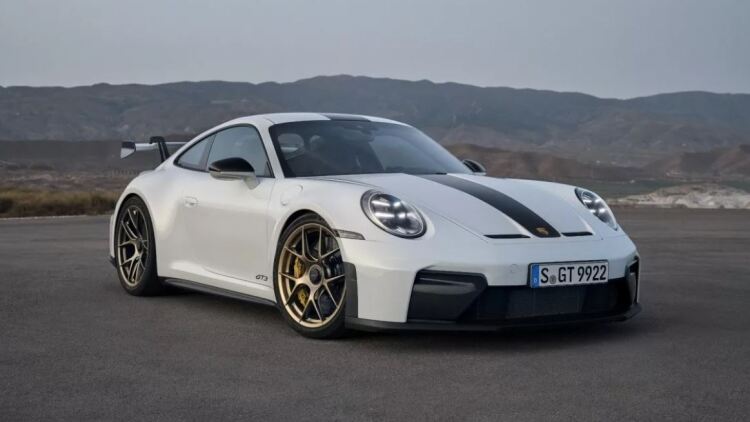 Ιδού το αυτοκίνητο που αλλάζει χρώματα με το πάτημα ενός κουμπιού
