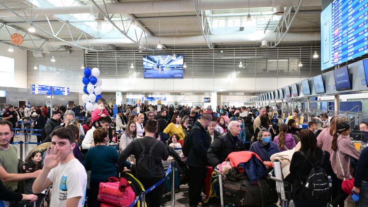 Αύξηση 7,6% της επιβατικής κίνησης στα αεροδρόμια της χώρας το πρώτο τρίμηνο του 2026