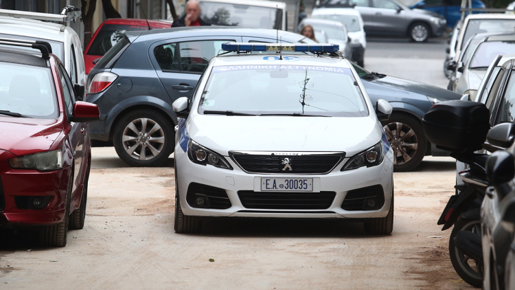Θεσσαλονίκη: Στον εισαγγελέα ο 30χρονος που συνελήφθη για τη δολοφονία του 67χρονου πατέρα του στο Τριάδι
