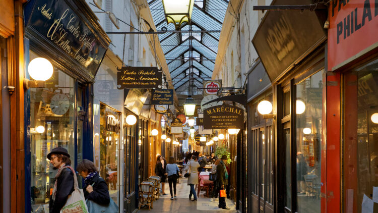 Βόλτα σε 5 «κρυφές» στοές του Παρισιού
