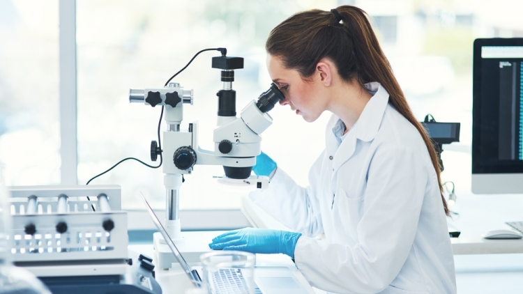 Νέα μελέτη συνδέει την πρώιμη έκθεση των παιδιών στα «αιώνια χημικά» με κίνδυνο εμφάνισης λευχαιμίας