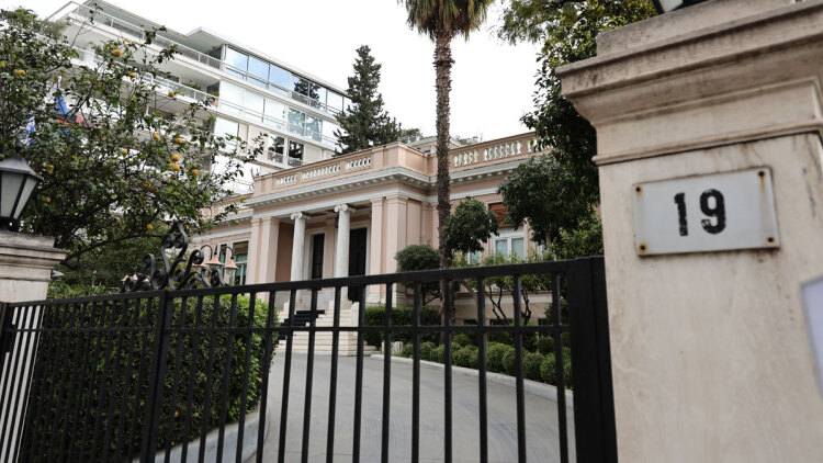 Το Μαξίμου δεν θέλει να καταστήσει πόλο τους «5» της ΝΔ: Αναμένεται απάντηση Μητσοτάκη και Σκέρτσου για το επιτελικό κράτος