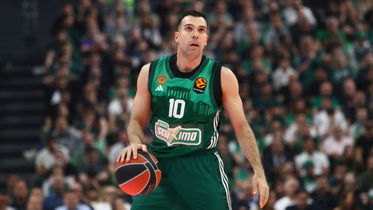 Μπαίνει στο χειρουργείο το πρωί ο Κώστας Σλούκας, χάνει τη σειρά του Παναθηναϊκού με τη Βαλένθια 