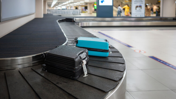 Συνελήφθη 20χρονος που έκλεβε βαλίτσες στο «Ελευθέριος Βενιζέλος»