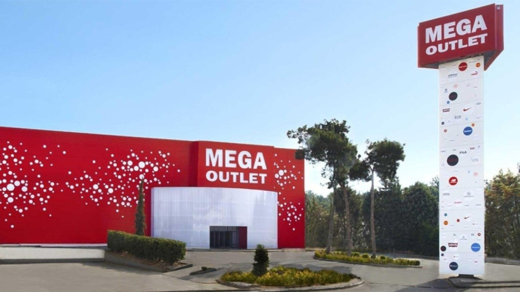 Πλειστηριασμοί: Οι επώνυμες περιπτώσεις, το ακίνητο στο Φάρο Ψυχικού και… το πενταπλό σφυρί