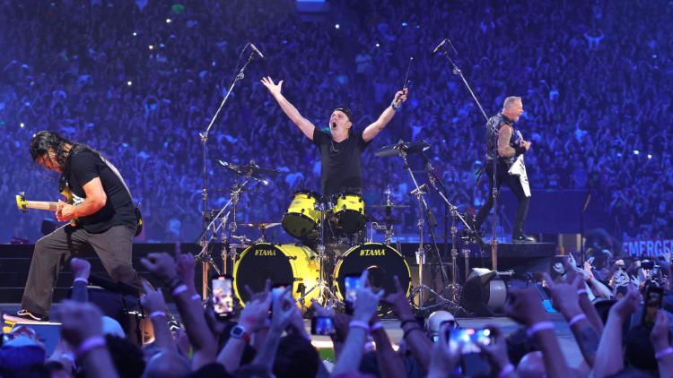 Metallica: Τέσσερις δεκαετίες στην κορυφή του σκληρού ήχου