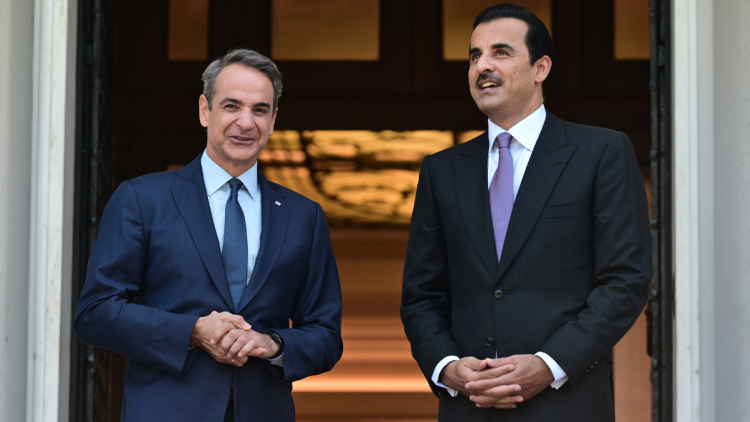Μήνυμα για επενδύσεις 1 δισ. ευρώ από τον Εμίρη του Κατάρ στη σημερινή συνάντηση με Μητσοτάκη