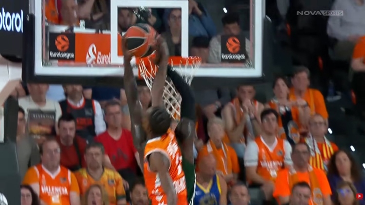 Το αιχμηρό σχόλιο του Ναν για τη φάση που δεν του δόθηκε φάουλ: «Δεν γίνεται να πέσω έτσι...»