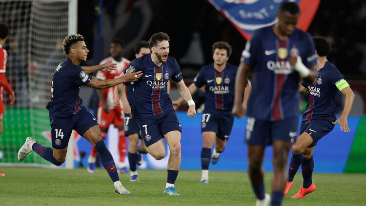 Το ματς του αιώνα: Η Παρί 5-4 τη Μπάγερν σε αγώνα-διαφήμιση του ποδσφαίρου, δείτε τα γκολ