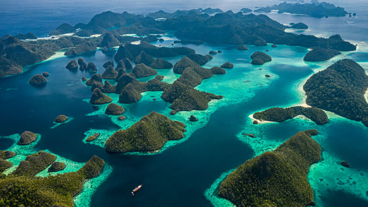 Ράτζα Αμπάτ: Ο τελευταίος παράδεισος στη Γη φιλοξενεί πάνω από 1.500 νησιά γεμάτα με είδη που δεν υπάρχουν πουθενά αλλού
