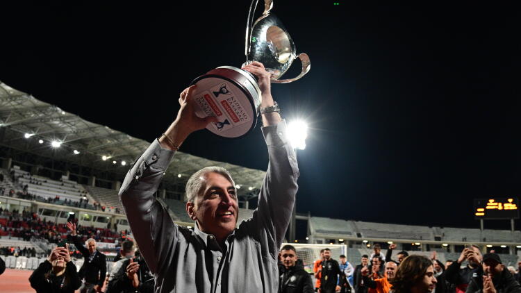 ΟΦΗ: Πριμ 500.000 ευρώ από τον  Μπούση στην ομάδα για την κατάκτηση του Κυπέλλου 