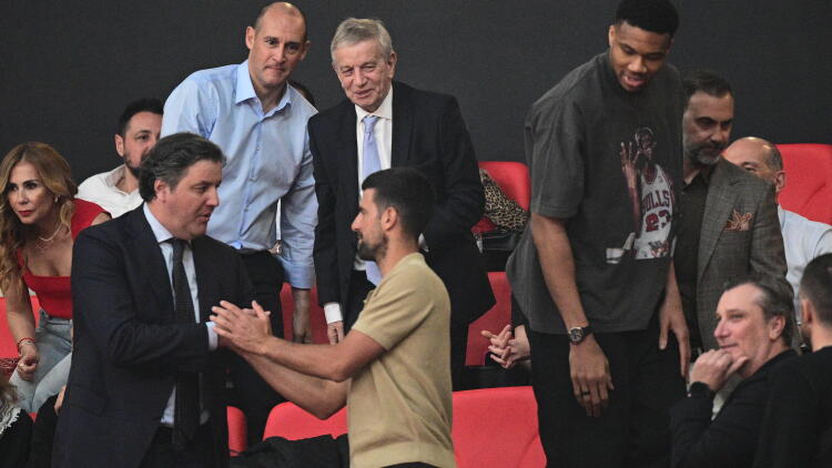 Ολυμπιακός - Μονακό: Στο ΣΕΦ ο Γιάννης Αντετοκούνμπο και Νόβακ Τζόκοβιτς