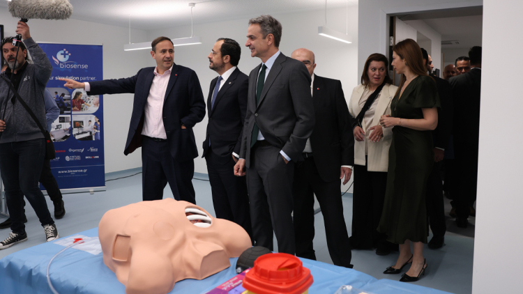 Μητσοτάκης και Χριστοδουλίδης στα εγκαίνια του παραρτήματος του Πανεπιστημίου Λευκωσίας στην Αθήνα, δείτε φωτογραφίες