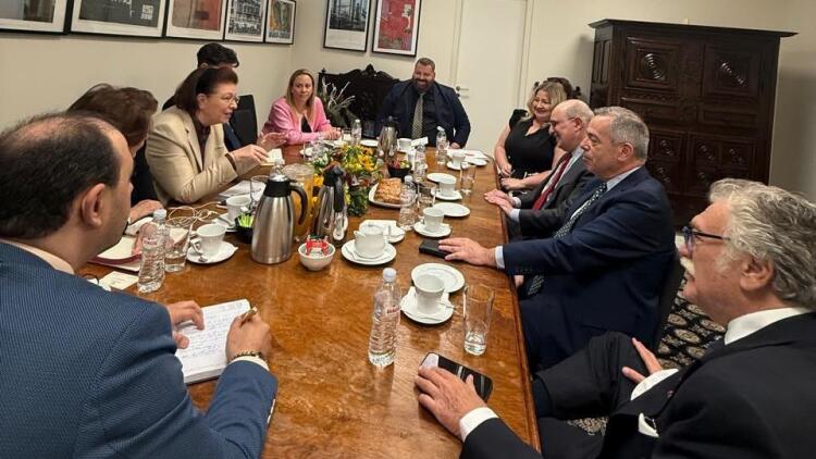 Λίνα Μενδώνη: Συνάντηση με εκπροσώπους του Παγκοσμίου Οργανισμού Εβραϊκών Αποκαταστάσεων